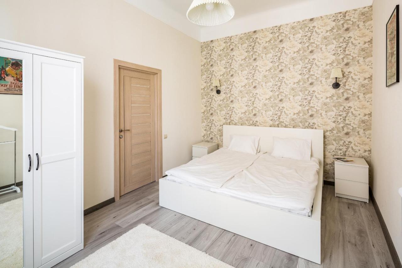 #1 Apartment Lviv Dış mekan fotoğraf