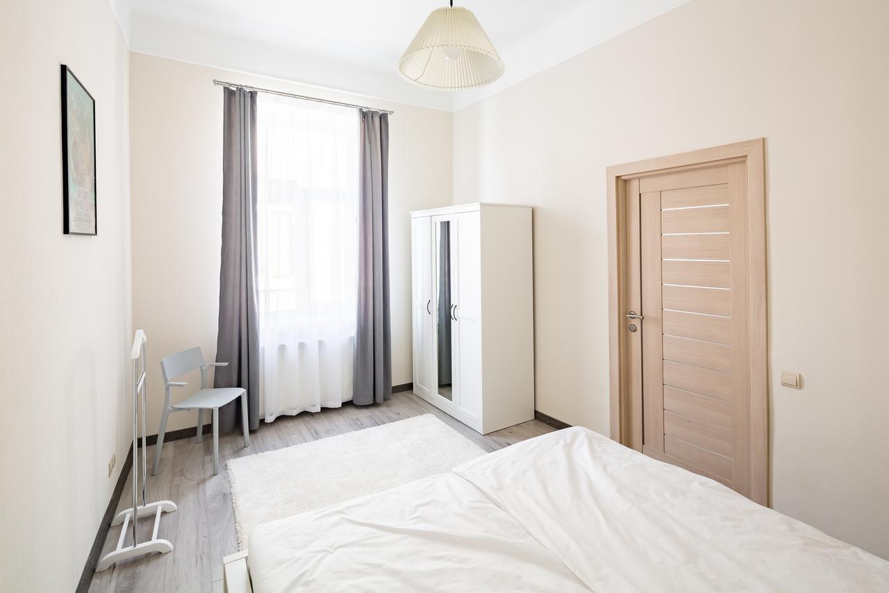 #1 Apartment Lviv Dış mekan fotoğraf